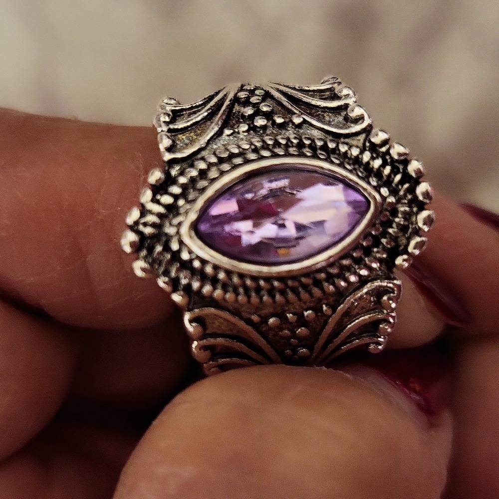 New cubic zirconia pink stone size 10 silver antique look ring - Picture 7 of 8